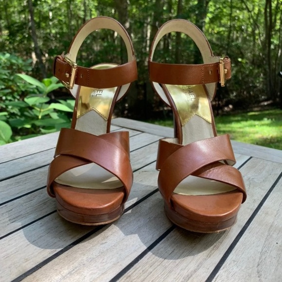 Michael Kors high heels - Picture 2 of 5